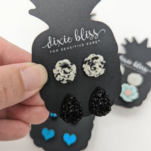 Load image into Gallery viewer, Elaine Duo Earrings
